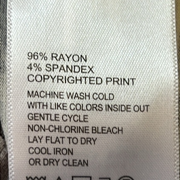 Tommy Bahama Zebra Print Surplice Neckline Print Long Sleeve Dress SZ Small - Picture 9 of 9